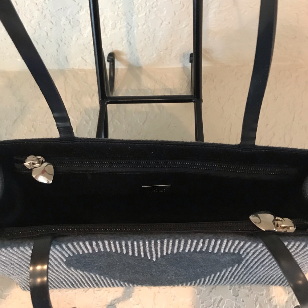 Moschino Beaded Heart Purse - Picture 3 of 5